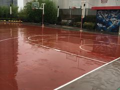 -洛克公园·篮球·足球·羽毛球(莘庄店)