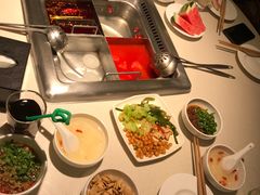 -海底捞火锅鲜切牛肉主题店(长寿路店)