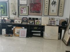 -龙慧画框·裱画配框工厂店
