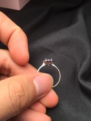 -威德钻石-克拉钻大本营(南京东路店)