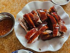 -黄记四更烤乳猪店