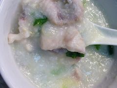 -银记肠粉店(新港西路店)