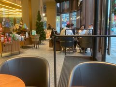 -星巴克(上海虹桥新天地二店)