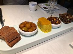 老北京传统小吃-北平楼·烤鸭·北京菜(牡丹园店)