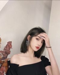 -变画·发型STUDIO