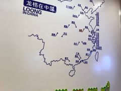 -龙格亲子游泳•水育早教运动中心