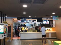-麦当劳(南京路2店)