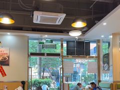 -鸿图茶餐厅•27年老字号(云峰花园店)