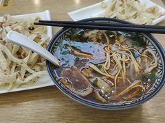 -八百里牛肉汤(盖饭·锅贴·万象城店)