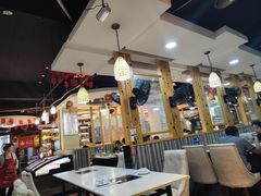 -尚品海鲜肥牛自助火锅(湖明店)