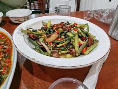-湖南人家湘菜馆(镇江路店)