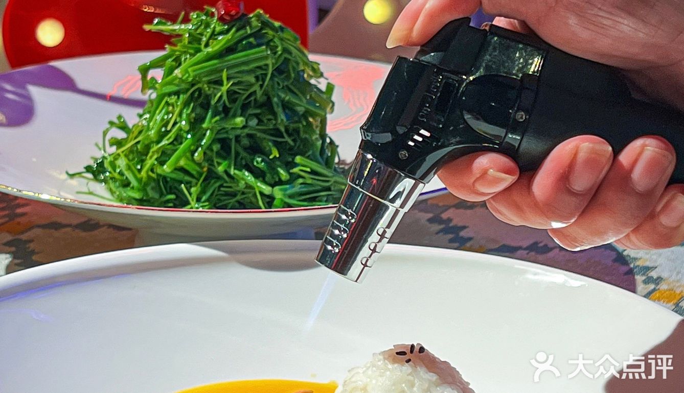 秋日夜幕下的浪漫，赏绚丽光影品三门🦀️蟹膏