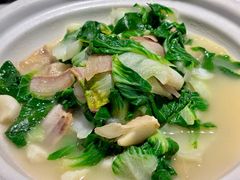 -香山湖家家宴(中山陵店)