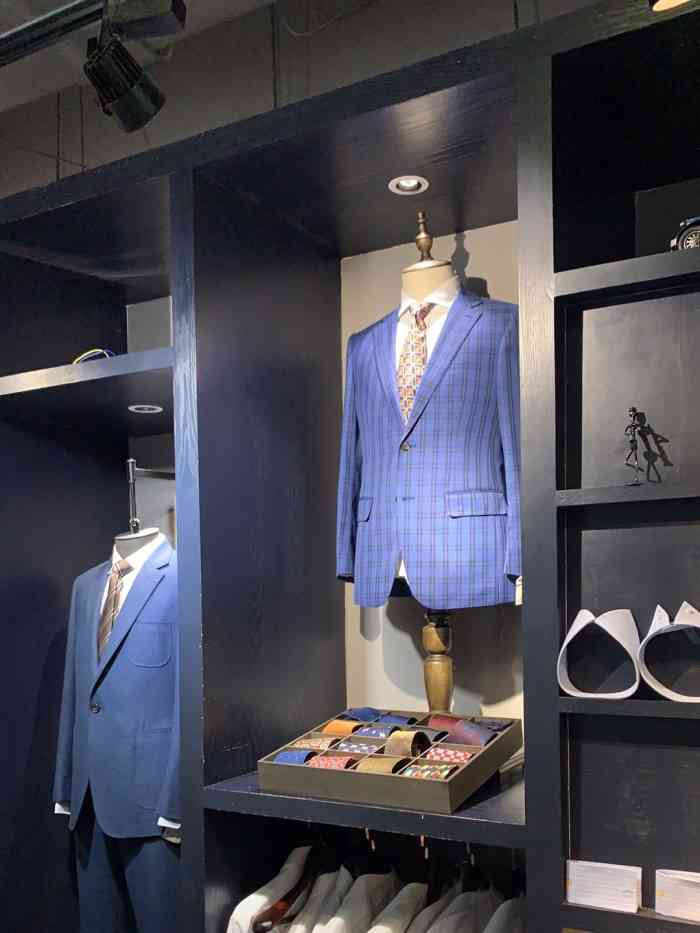 fanzy梵玺高级西服定制春熙店