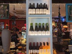 -大头虾越式风味餐厅(光明广场店)