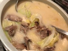 鸭架豆腐汤-金鸭季·北京烤鸭(深业上城店)
