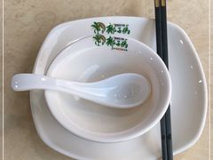 -墨脱石锅椰子鸡•香草鸭•东山羊(大东海店)