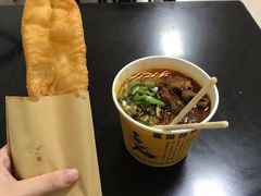 -薛记襄阳香辣牛肉面(平安路店)