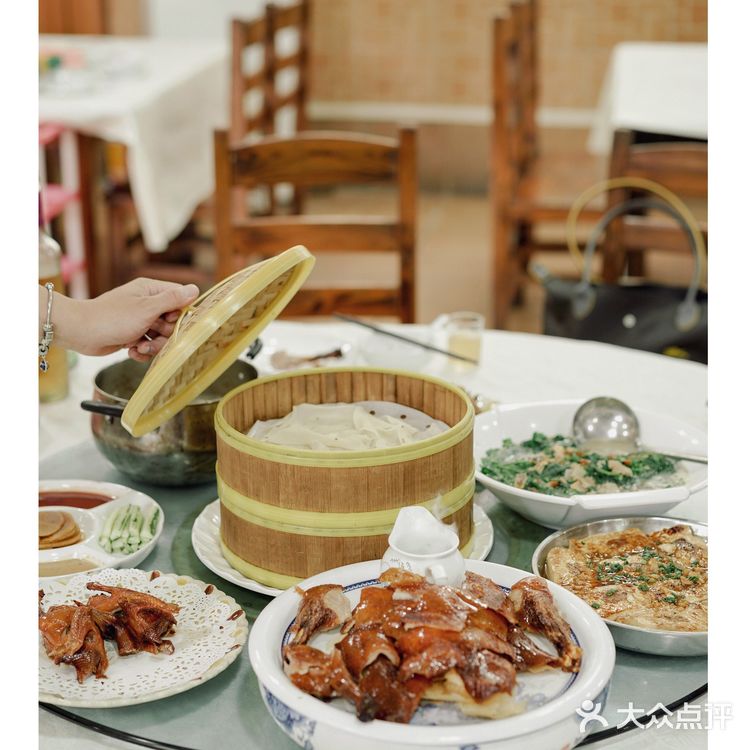 1⃣️鸭3⃣️吃，农家乐也能吃到片皮鸭