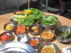 年糕小菜-姜虎东白丁烤肉(苏州中心店)
