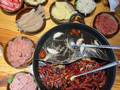 -乐闹闹重庆火鍋(民治店)