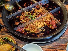 -周小明火锅(黑金冠社区店)