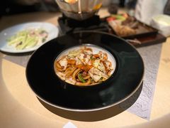 -穹六人间 people 6(岳阳路店)