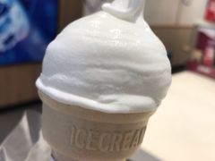 -DQ·蛋糕·冰淇淋(大宁国际商业广场店)