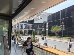 -小鱼中古奢侈品回收