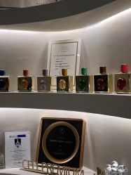 -VALMONT·若嫚蝶国际美肤中心