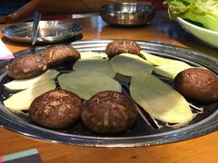 -老炉家木炭烤肉(长江国际店)