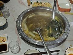 -乡土黄·鲜牛肉火锅·小龙虾(兴业街店)