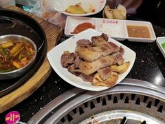 -木槿花韩式炭烤·熟成肉工坊(孙文东路店)