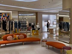 -LV路易威登(海信广场店)