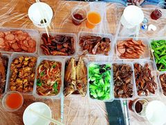 -蓝精灵饺子店