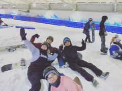 -乔波室内滑雪场