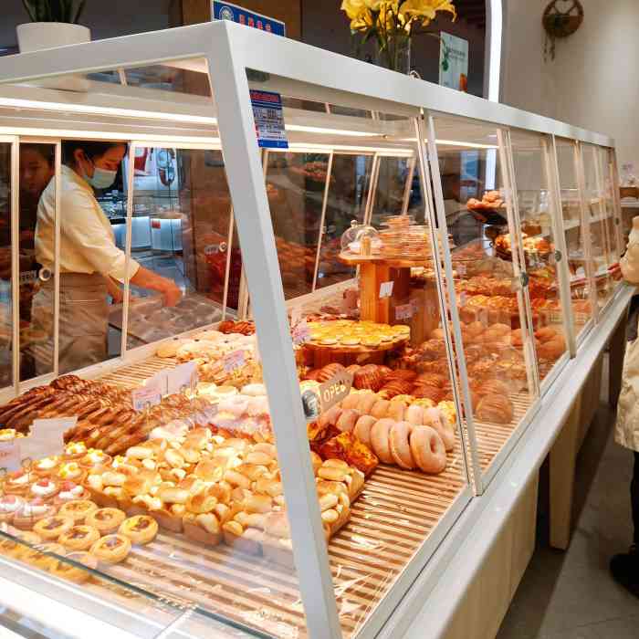 甜美香积(华联店)-"【位置】店子在农民巷西头的广场华联一楼.