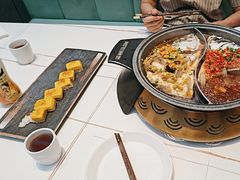-阿瓦山寨·湘菜现炒·剁椒鱼头王(咸阳总店)