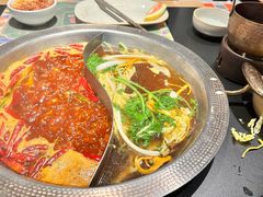 -廖掌柜·重庆鲜货火锅(上海首店)