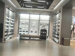 -迪桑特DESCENTE(青岛山东路万象城店)