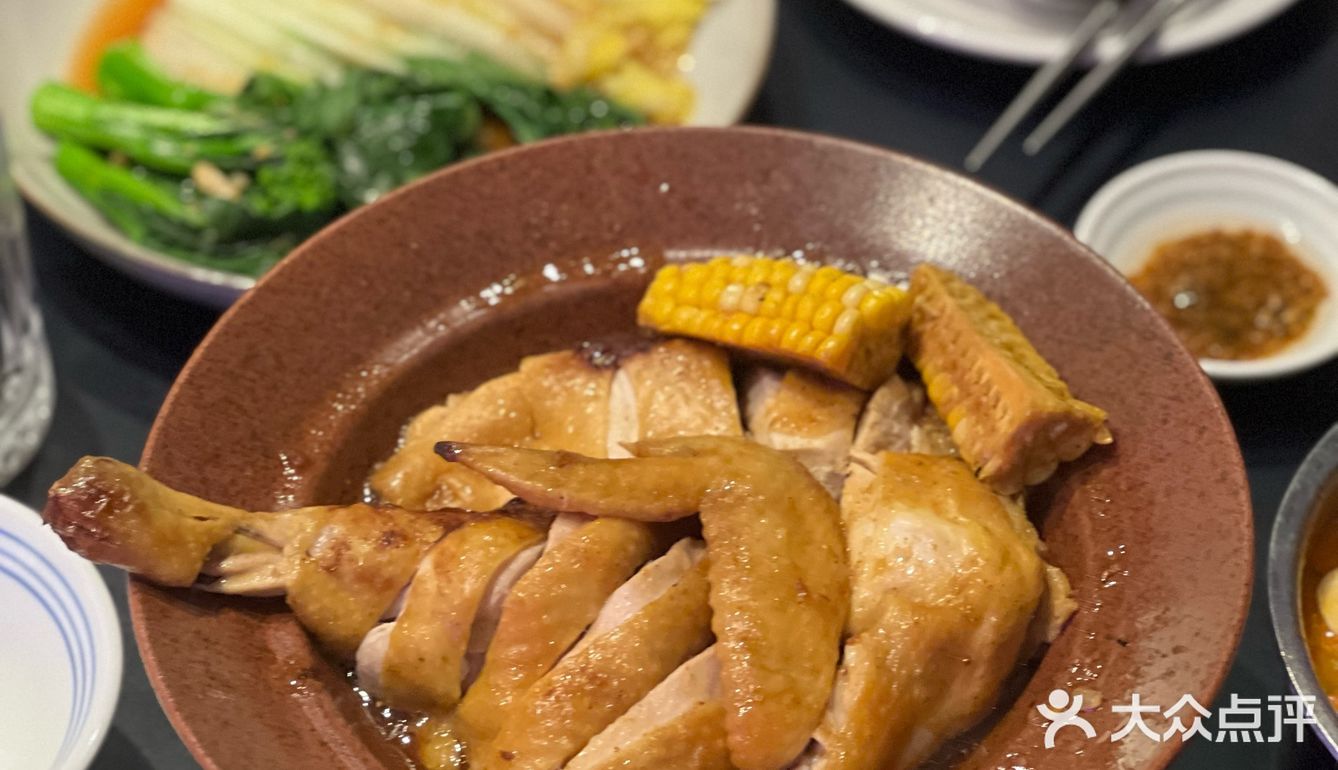 选了个陈鹏鹏的旗下bistro 说是bistro
