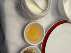 自制酸奶-汗腾格里·风味餐厅(新疆驻京办店)