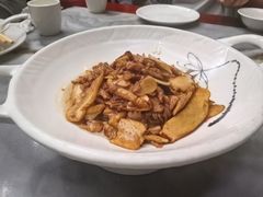 -蔼若春.传承三十年云南菜(金碧公园店)