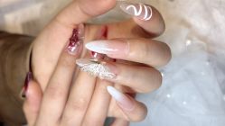 -UN·桃喜日系美睫美甲