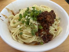 素椒杂酱面-明红蹄花(糍粑店街店)