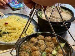 -许家黄土高坡砂锅总店