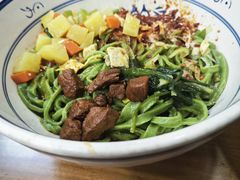 -秦君宝手擀菠菜面(金花路店)