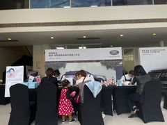 -上海伟杰·捷豹路虎4S店(闵行店)