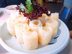 -左庭右院鲜牛肉火锅(浦江欢乐颂店)
