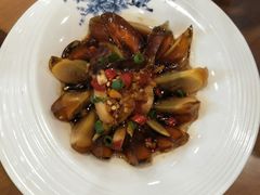 -丹江口渔村·湘味厨房(桃园店)